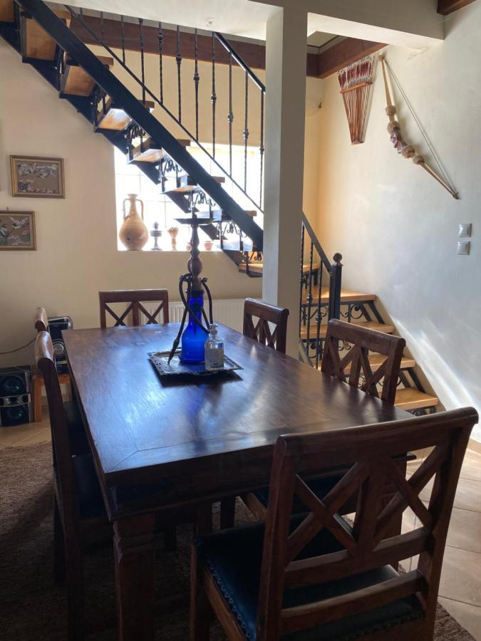 איגוסטינה Manos' Traditional Maisonette מראה חיצוני תמונה