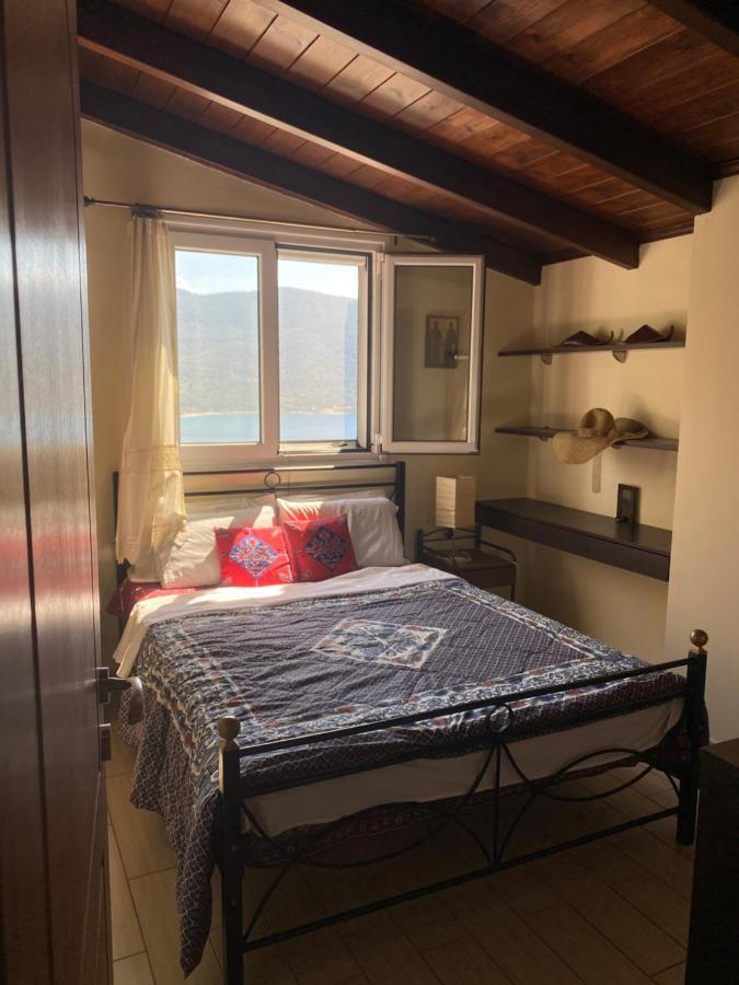 איגוסטינה Manos' Traditional Maisonette מראה חיצוני תמונה